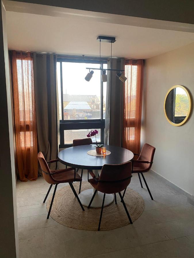 Appartement Le Suffren à Saint Pierre Extérieur photo