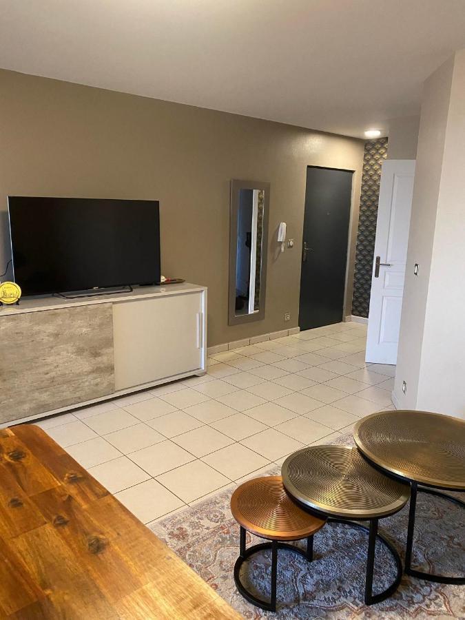 Appartement Le Suffren à Saint Pierre Extérieur photo